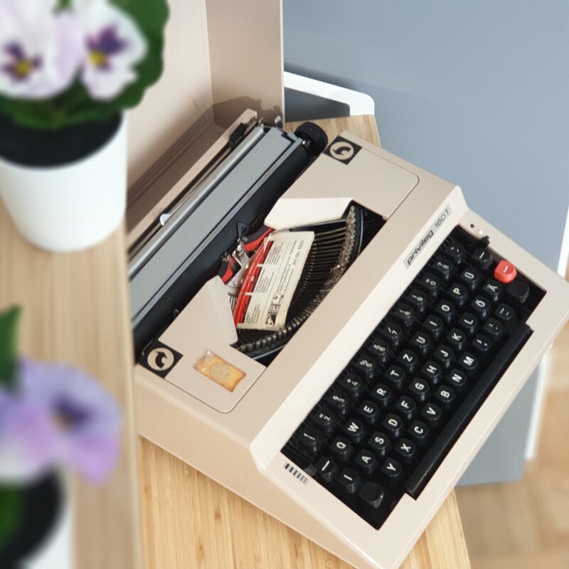 Kleineres Schlafzimmer