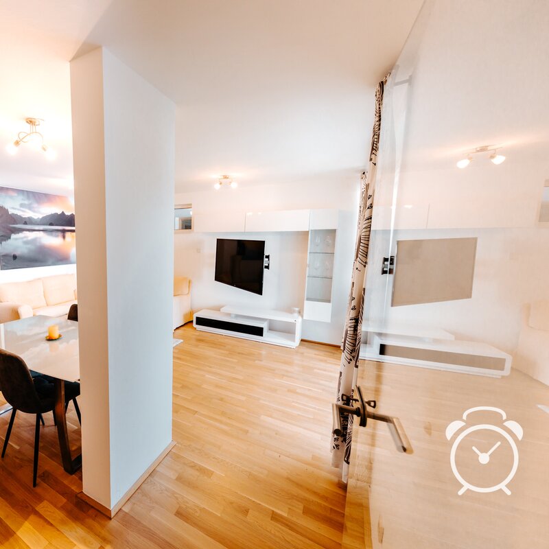 Wohnzimmer - Wohnen auf Zeit in Salzburg Sam - 2-Zimmerwohnung