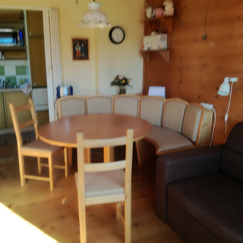 Wohnzimmer mit Essbereich