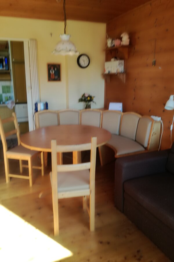 Wohnzimmer mit Essbereich