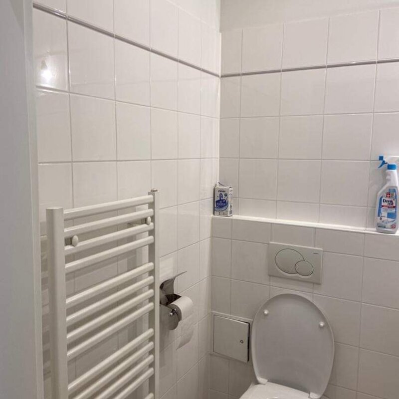 Bathroom with Toilet  | © Bettina Winert 