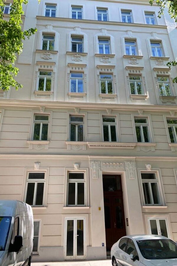 Building  | © Bettina Winert 