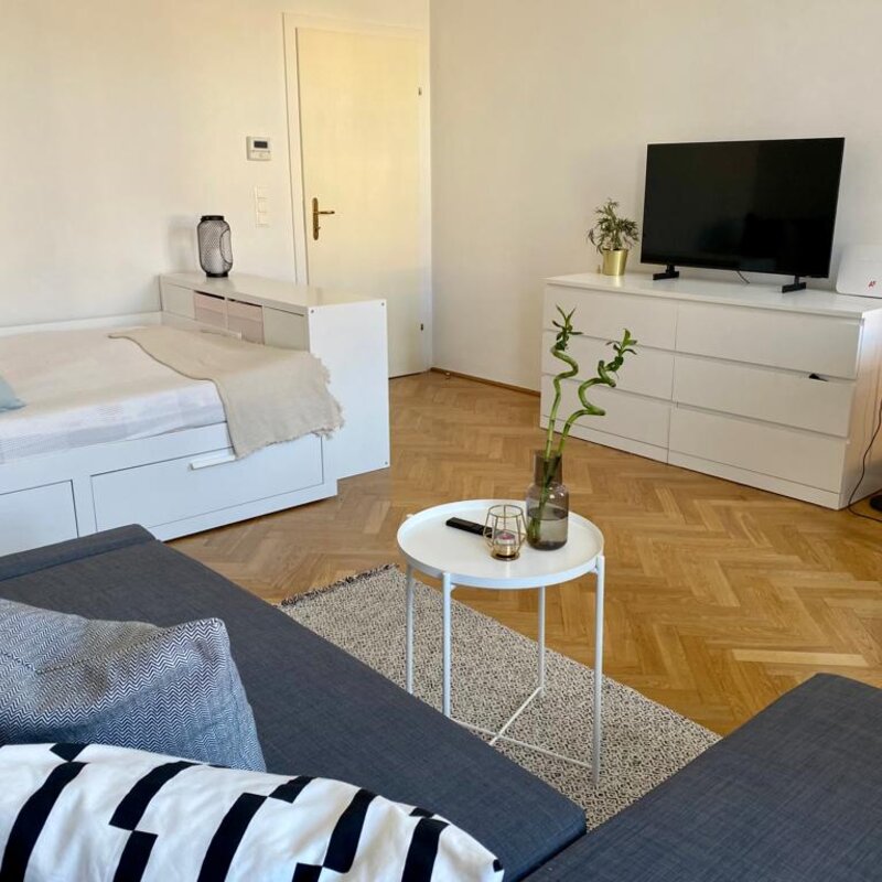Main room with bed  | © Bettina Winert 