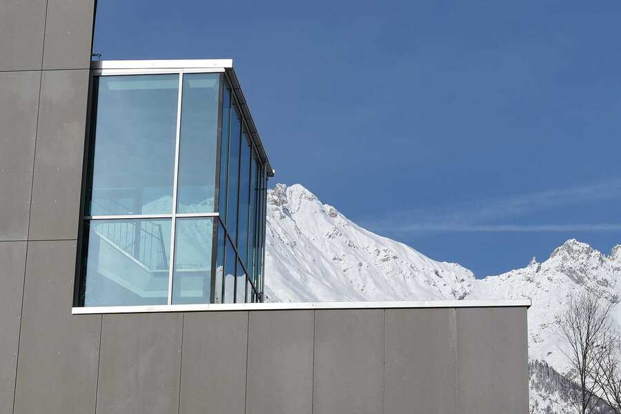 Blick auf die Wohnung von Süden, die Nordkette im Hintergrund