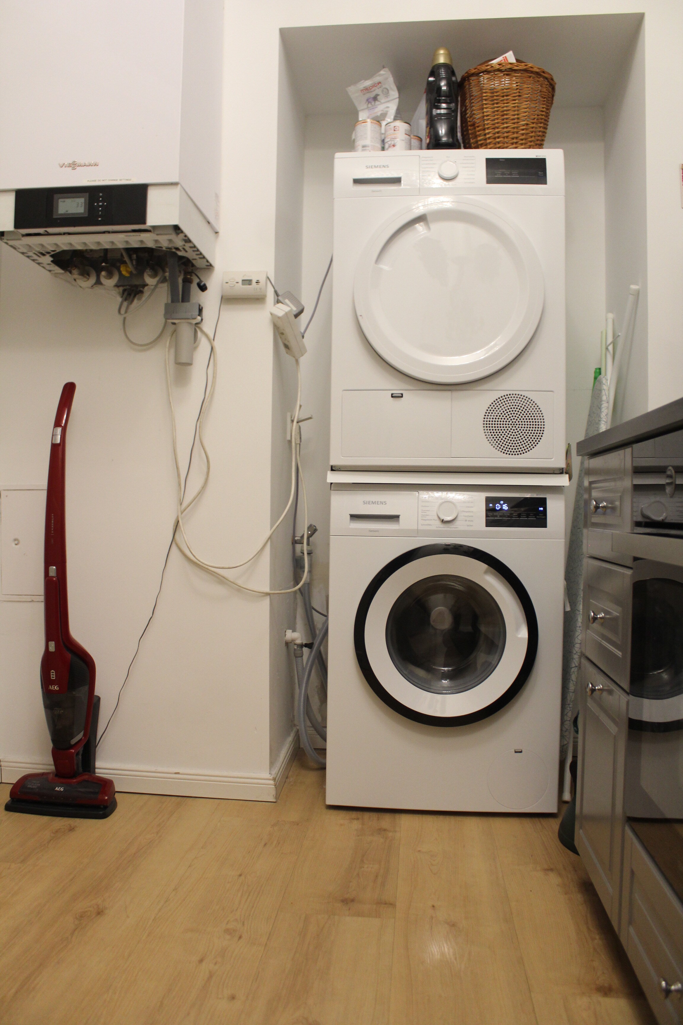 Waschmaschine und Trockner | © P Summer