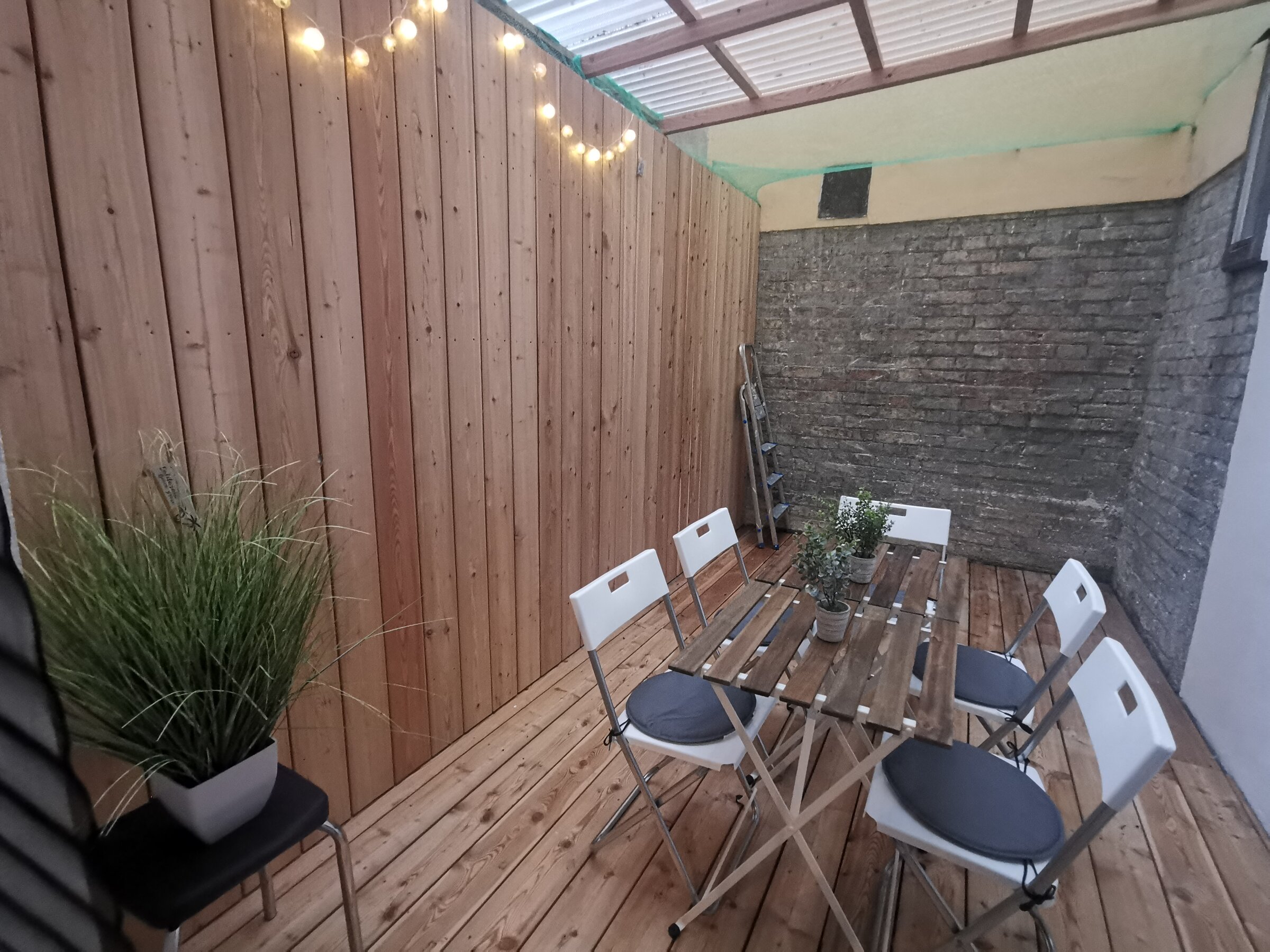 Outdoor Area | © Pock Christian
