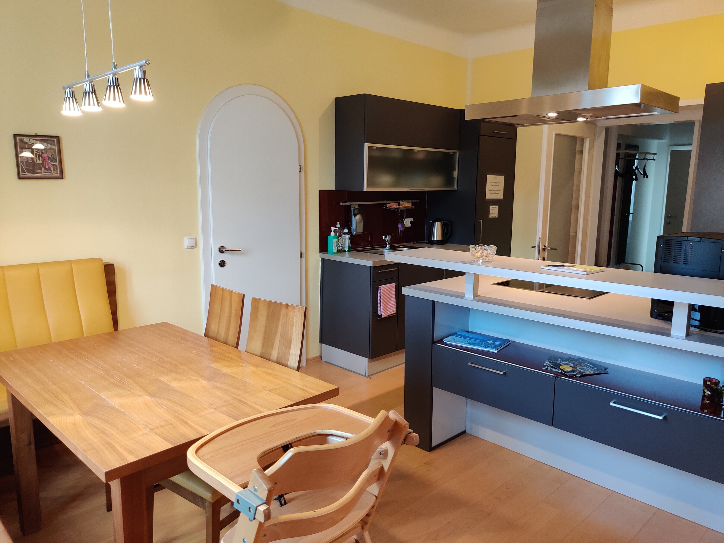 Küche mit Essbereich