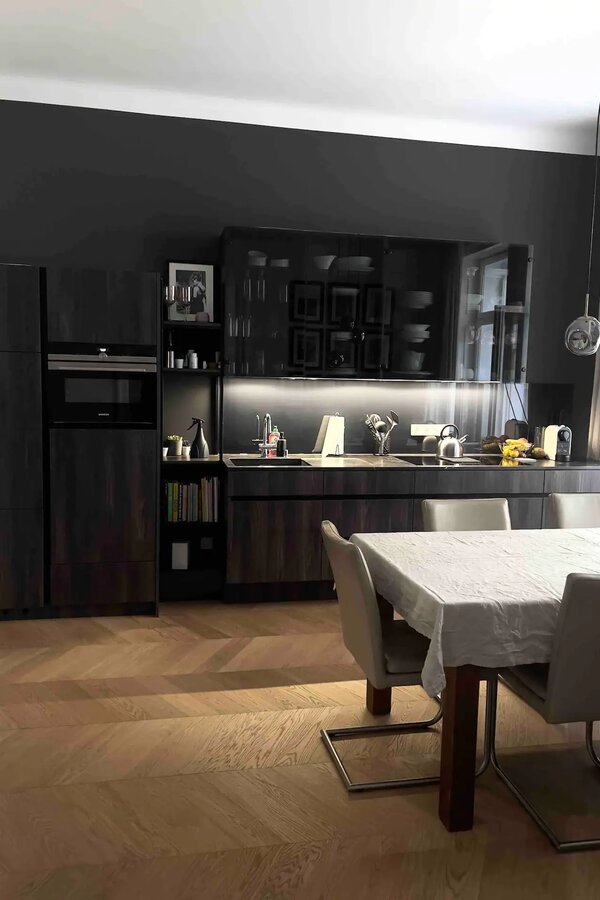 Kühlschrank, Gefriertruhe, Induktionsherd, Ofen, Geschirrspüler