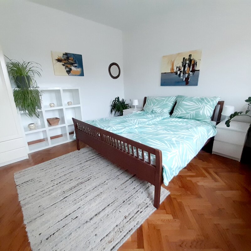 Schlafzimmer 2