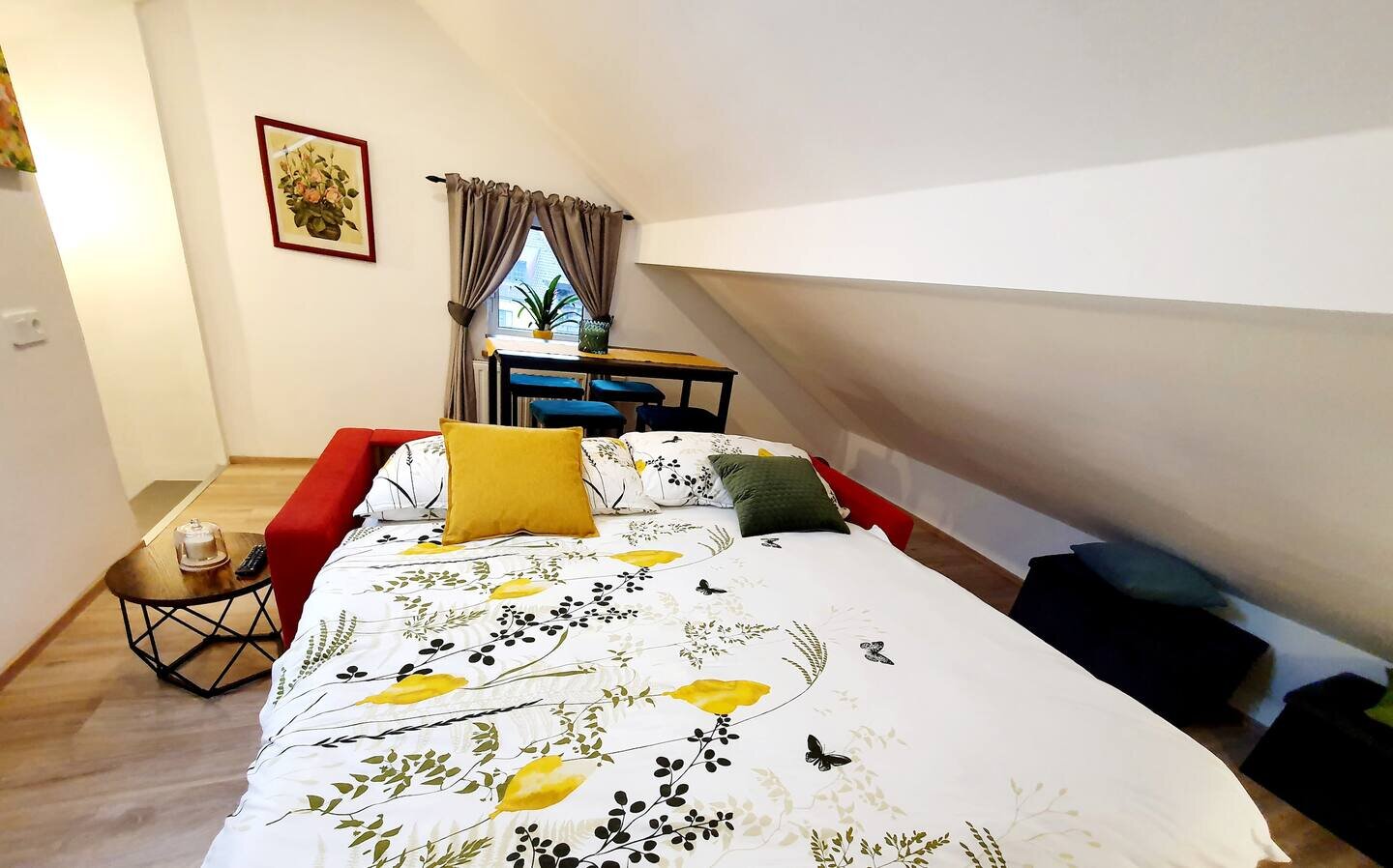 Couch mit Bettfunktion für 2 Personen 