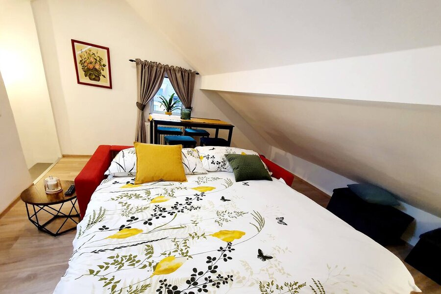 Couch mit Bettfunktion für 2 Personen 