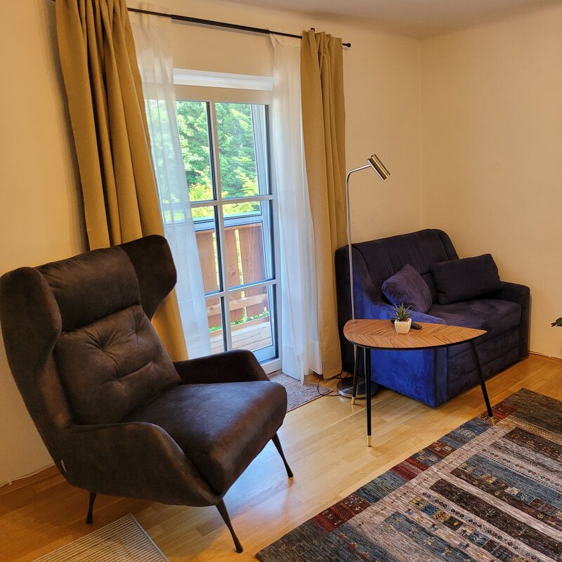 2 Wohnsessel (1 ausziehbar zu Bett) | © Marianne Witzko