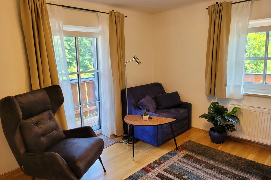 2 Wohnsessel (1 ausziehbar zu Bett) | © Marianne Witzko