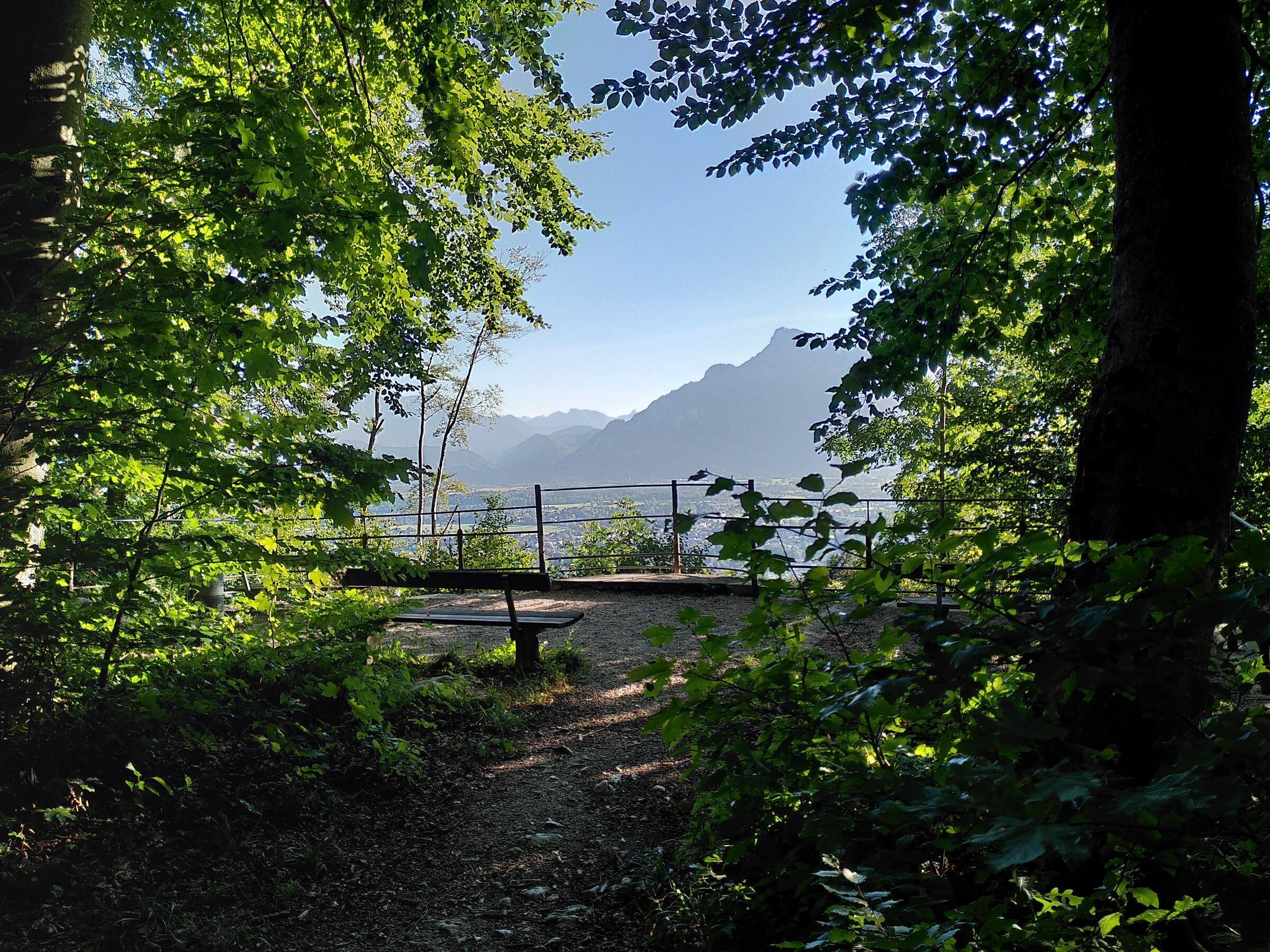 Blick vom Kapuzinerberg ins Gebirge  | © Maria Melnitzky-Ekhator