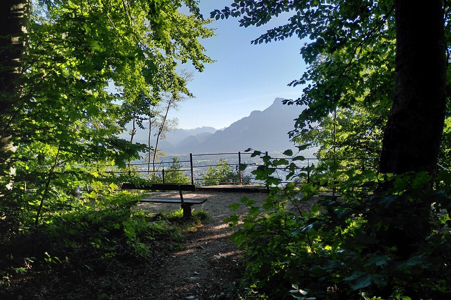 Blick vom Kapuzinerberg ins Gebirge  | © Maria Melnitzky-Ekhator