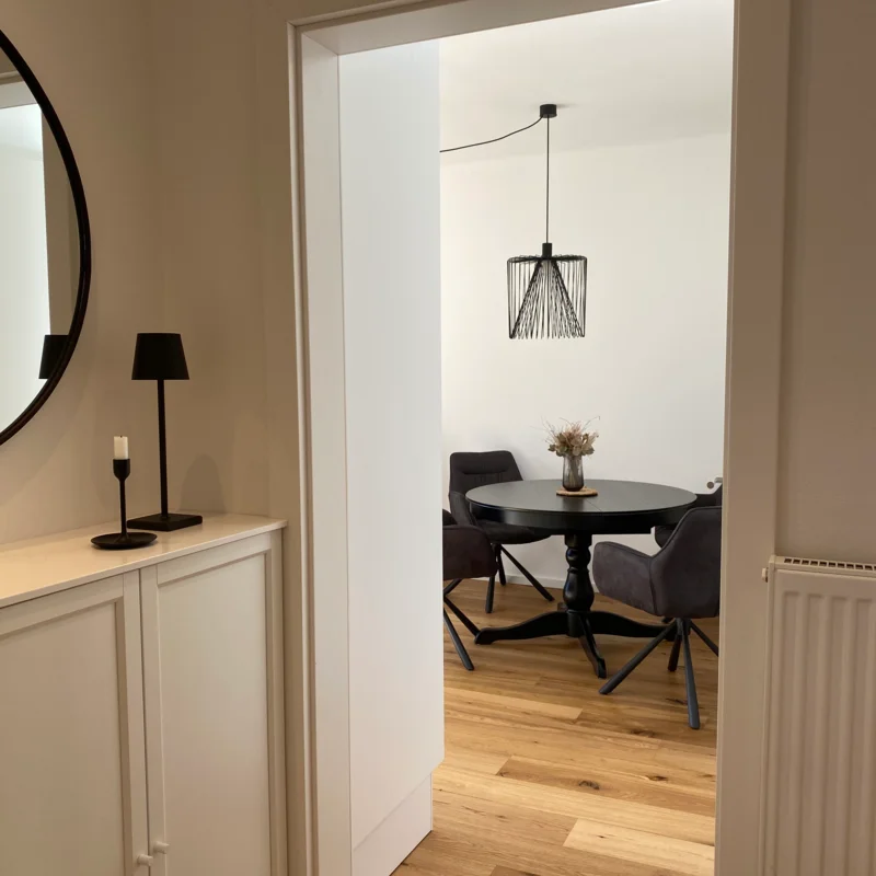 Vorraum mit Blick zum Essbereich