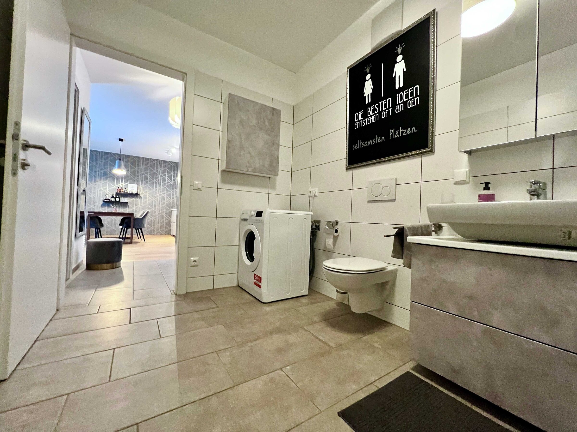 Waschtisch, Badewanne,Waschmaschine