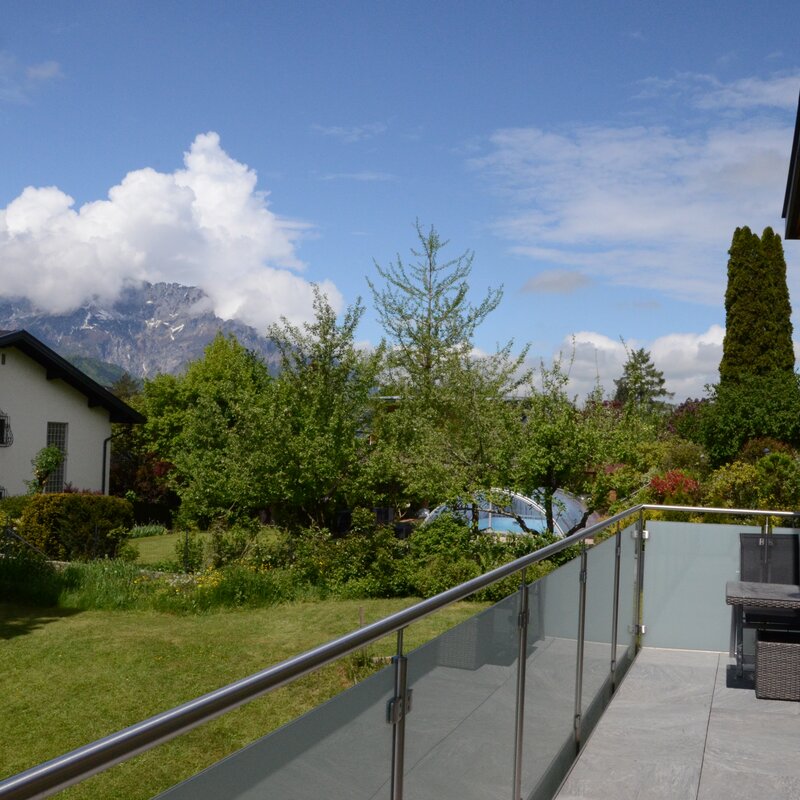Wunderschöne Aussicht vom Balkon.