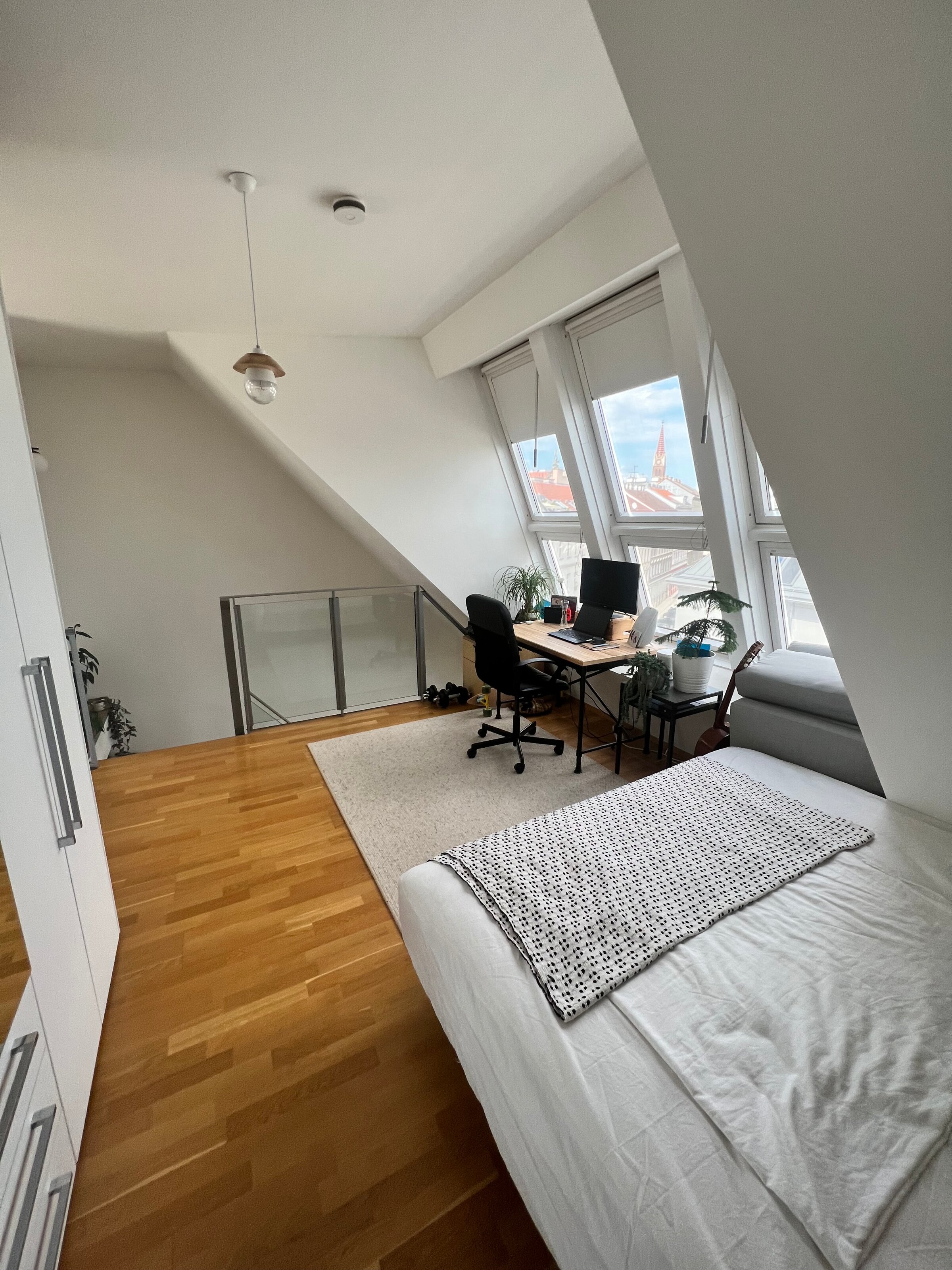 Schlaf und Arbeitsbereich