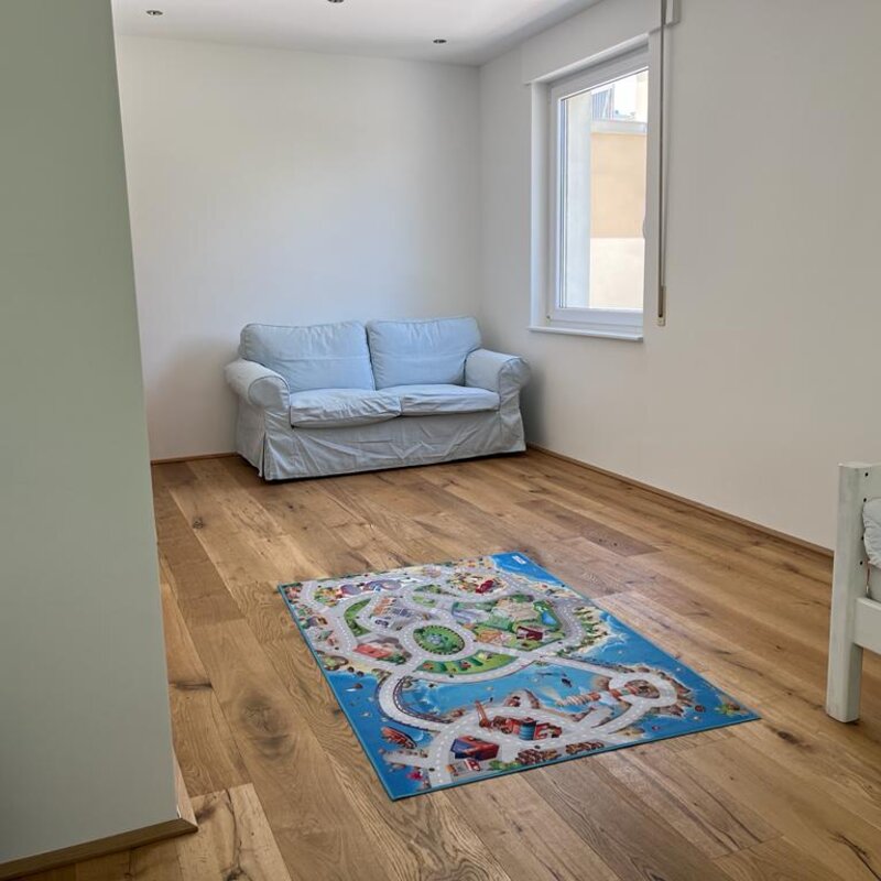 Schlafzimmer 2 Einzelbetten und Sofa