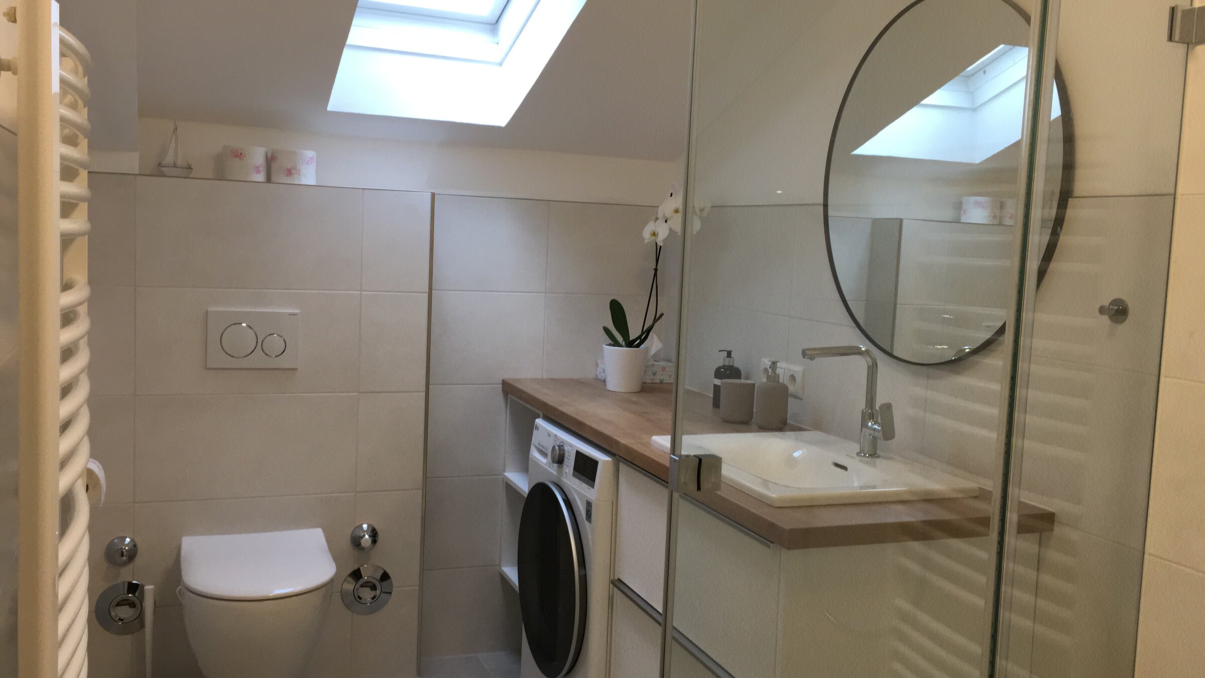 Badezimmer & WC | © Clemens Unterwurzacher