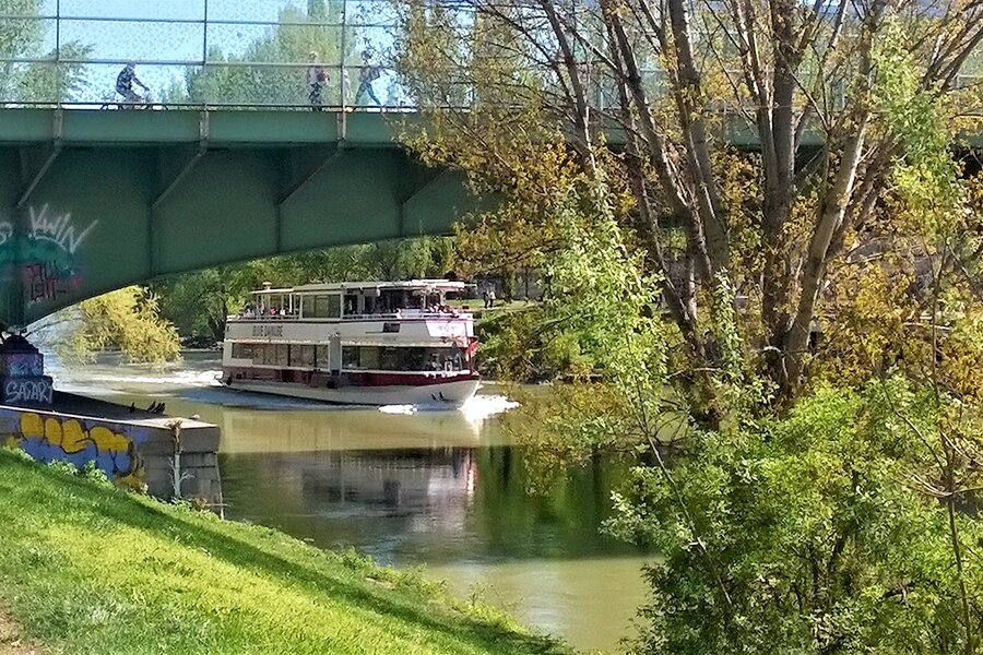 Donaukanal und Friedensbrücke | © PSG