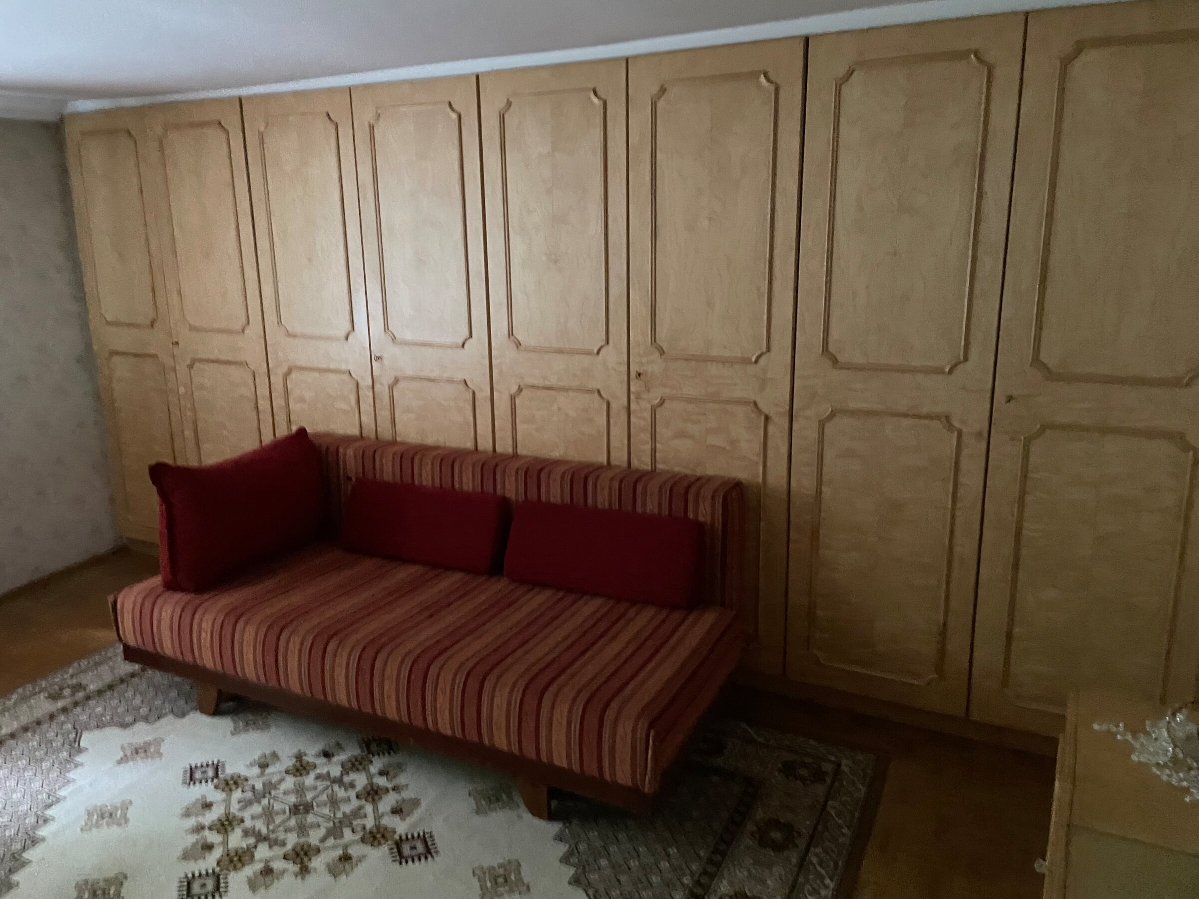 Can be used as a double bed