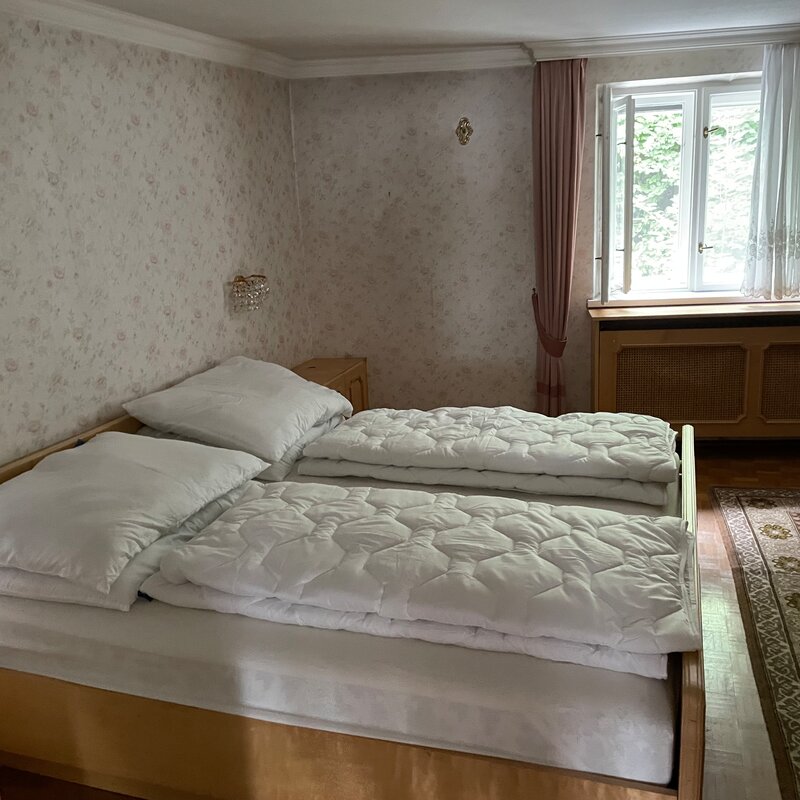 Can be used as a double bed