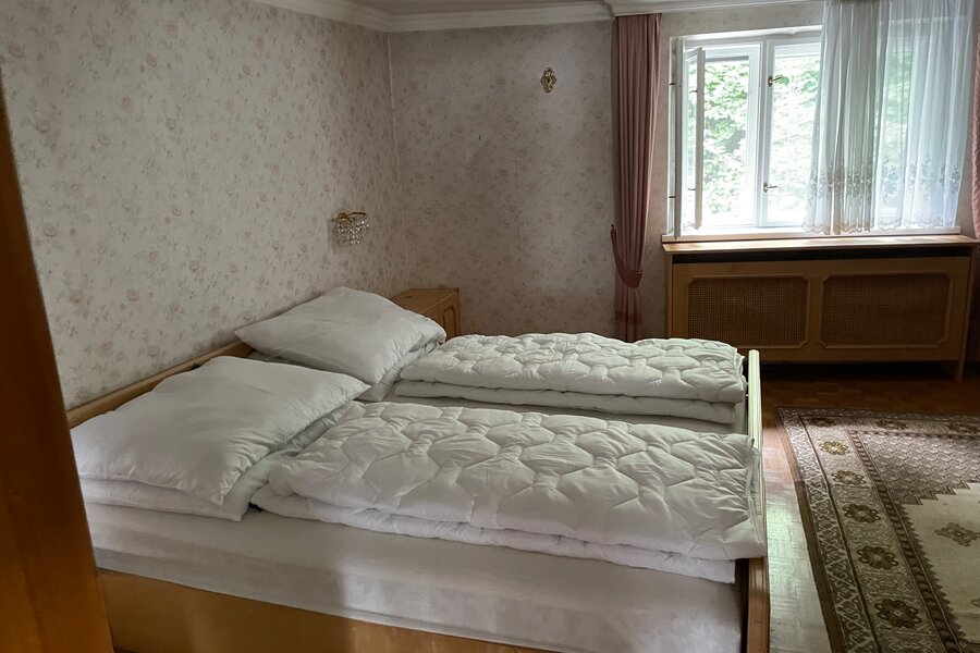 Can be used as a double bed