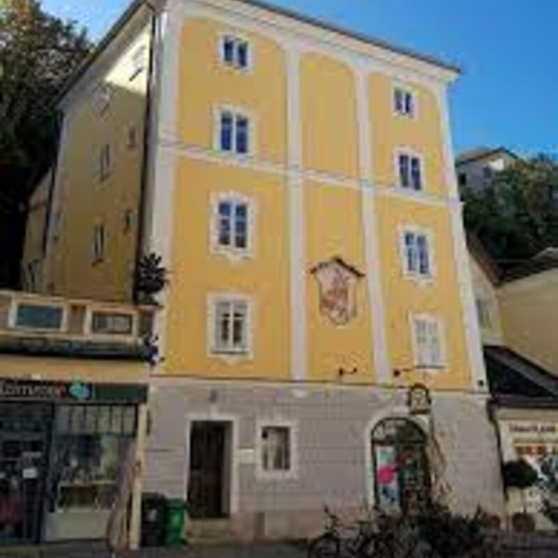 whole house - apartment 4th floor