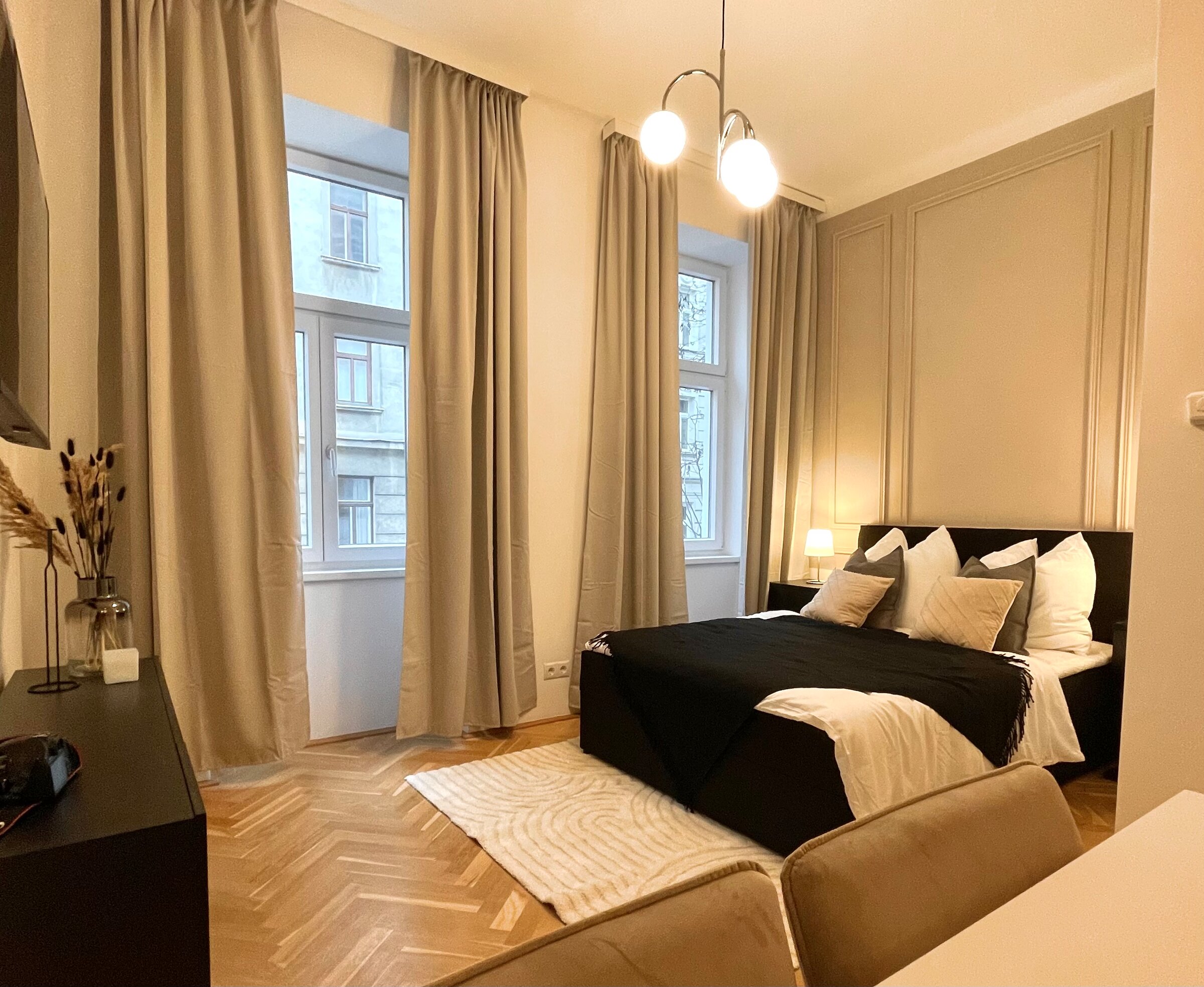 Elegantes 1-Zimmer Apartment mit Parkettboden & modernem Design – Kurzzeitmiete & Wohnen auf Zeit in Wien, 1 bis 6 Monate.