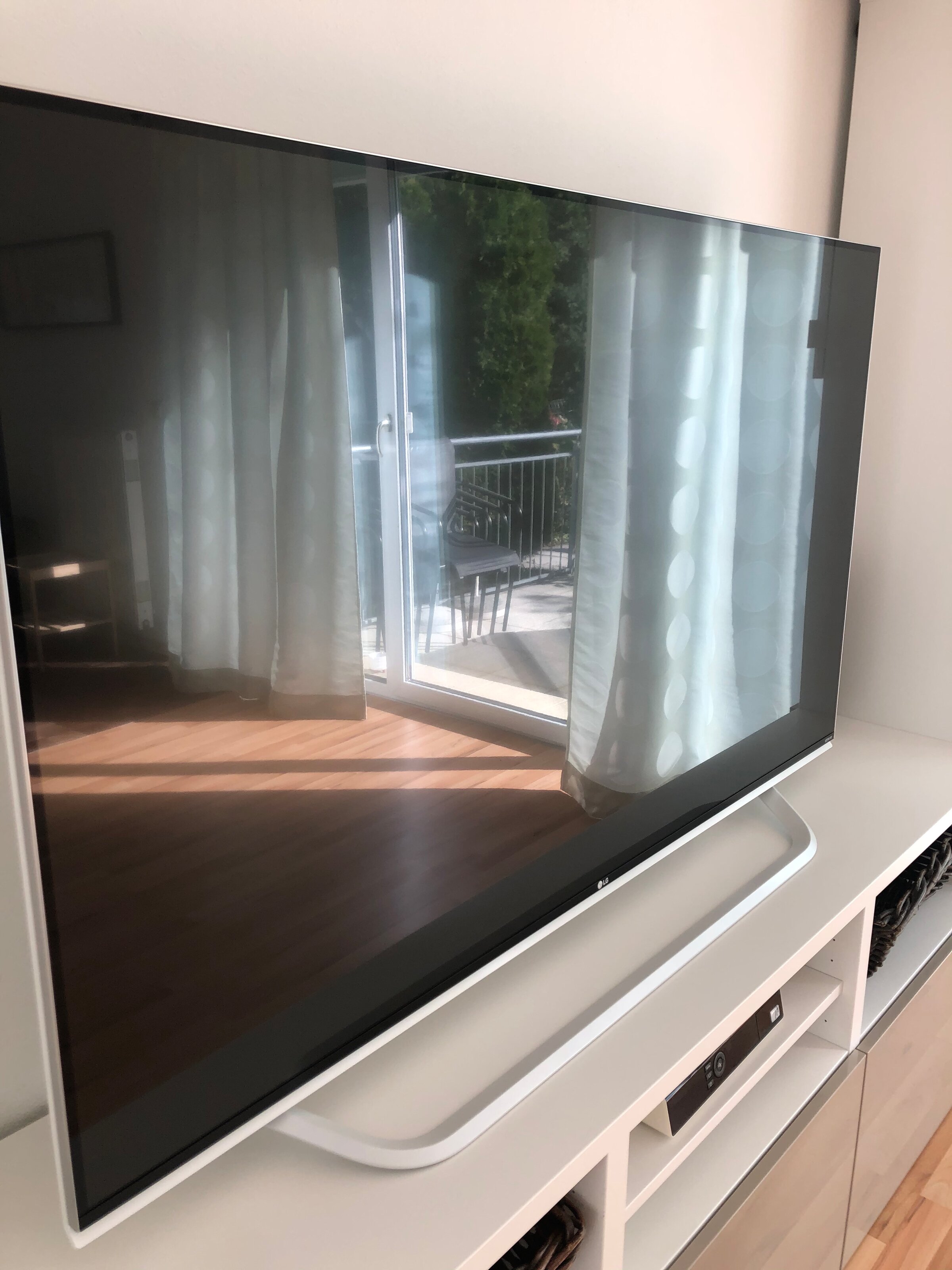 TV | © UM