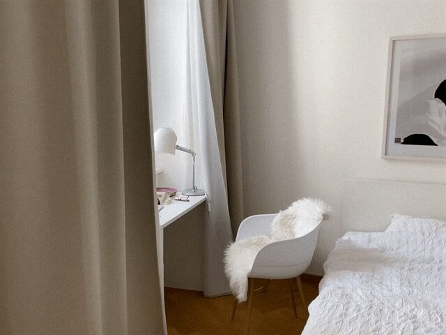 Schlafzimmer-Arbeitsplatz 