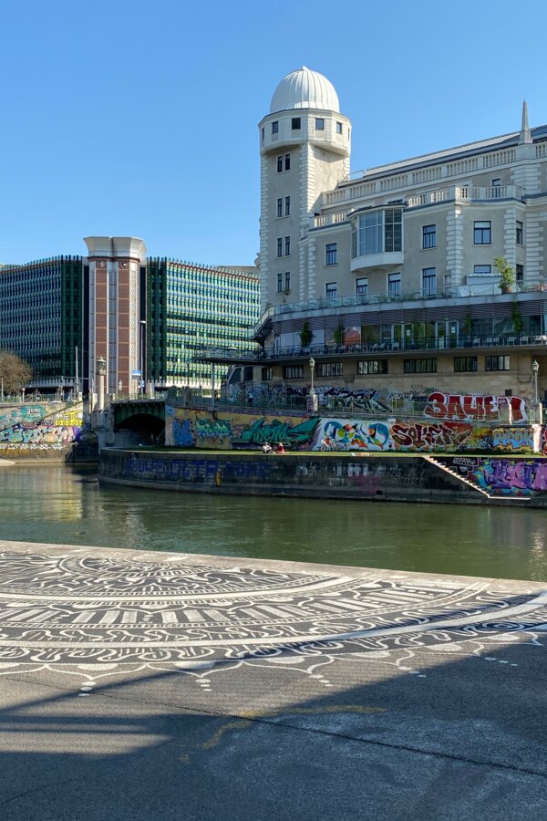 Donaukanal liegt ein nur Fussschritte weit | © Jeanne Szilit