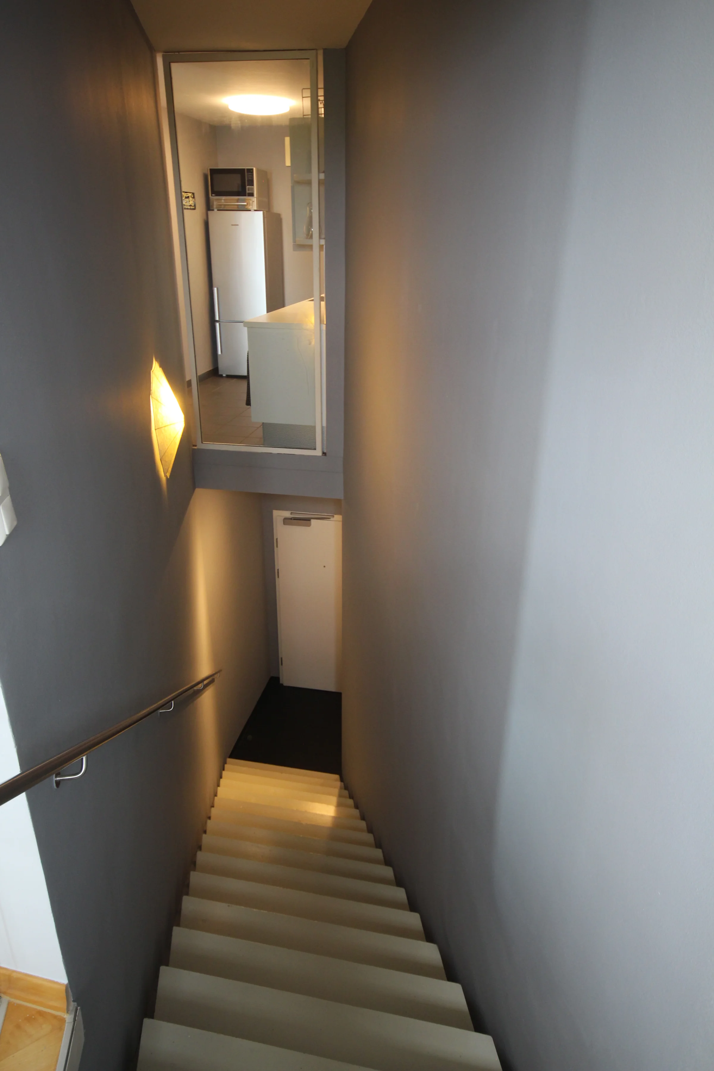 vom Vorzimmer hoch ins Wohnzimmer | © Peter Agathakis