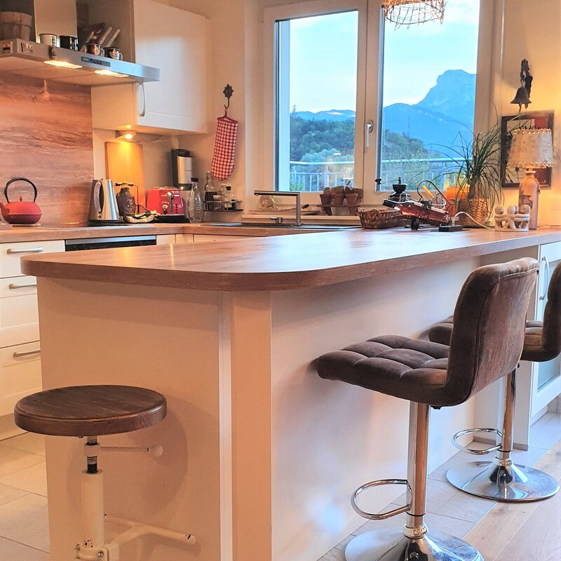 Kitchen and bar