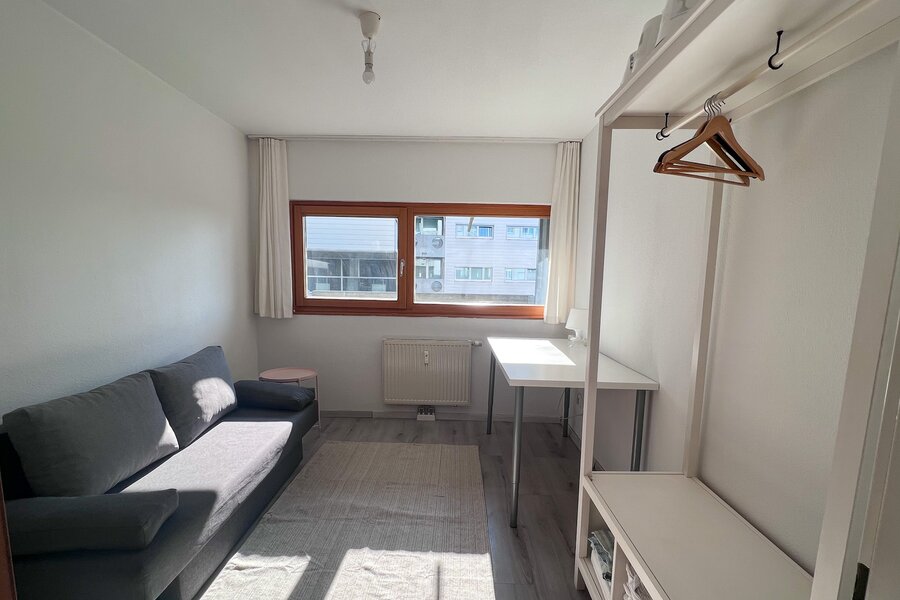 Schlafzimmer 2 / Arbeitszimmer