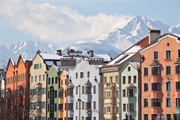 Bunte Häuserzeile am Inn - Mariahilf | © Innsbruck Tourismus / Christof Lackner