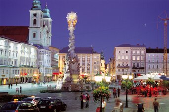 Hauptplatz Linz; Brunnen | © OÖWerbung-Stankiewicz